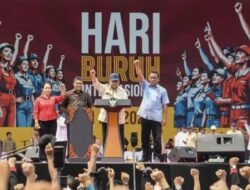Hadiri Hari Buruh, Prabowo Janji Hapus Sistem Outsourcing